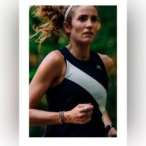 Tracksmith Van Cortlandt Singlet - Navy Ivory - Small